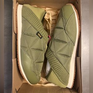 NWT Teva ReMEMBER Slip-Ons